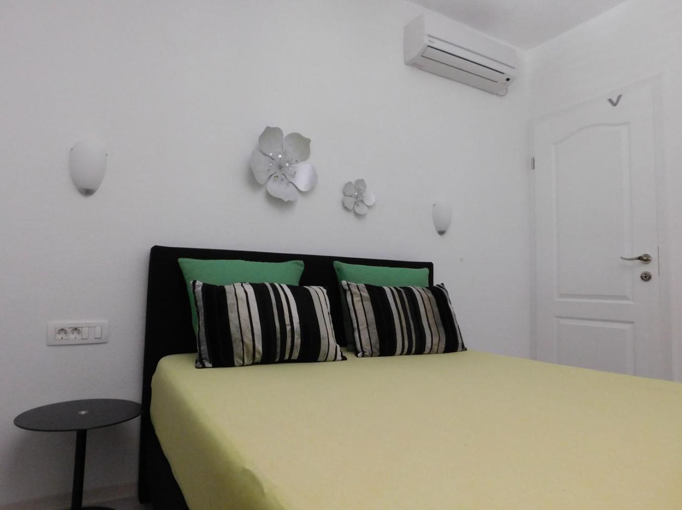 Villa Renata - Apartment Zeleni Povlja  Kültér fotó